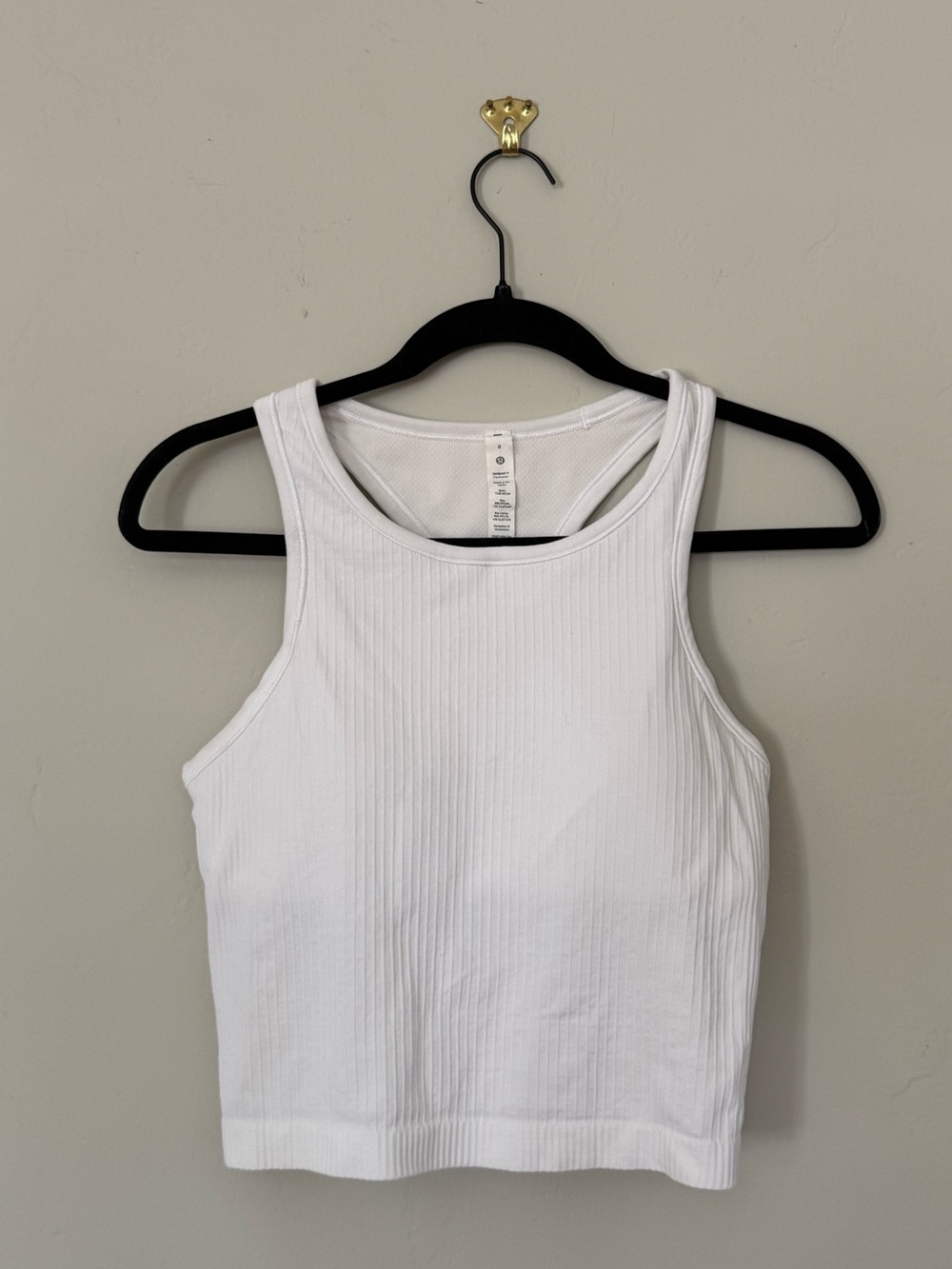 Women’s Lulumon White Ribbed Tank Top